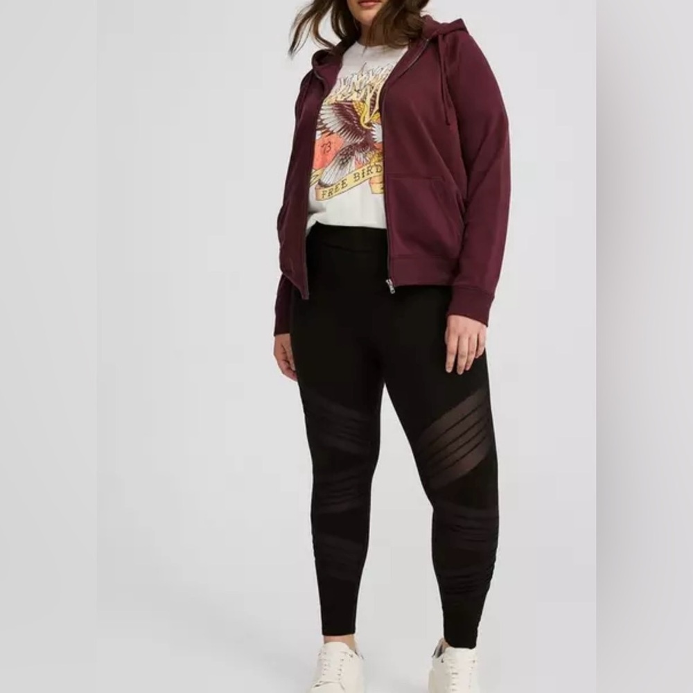 Torrid Mesh Accents Deep Black Leggings, Stretchy, Non-see through NWT size 3X